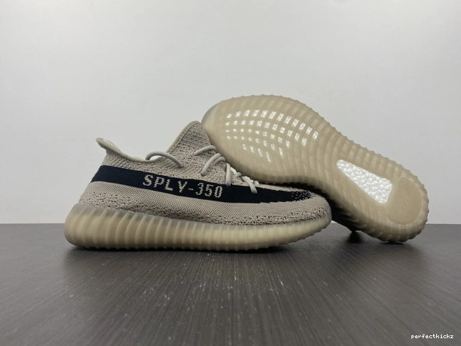 Yeezy Boost Black Beige HP7870 V2 Adidas 350 0822